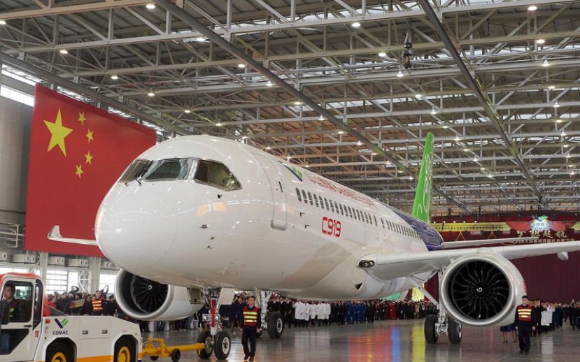 Китай инвестирует в гражданскую авиацию 1,5 трлн юаней