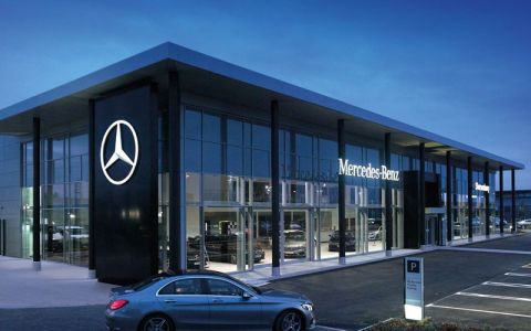 Продажи Mercedes-Benz в Китае выросли в апреле более чем вдвое